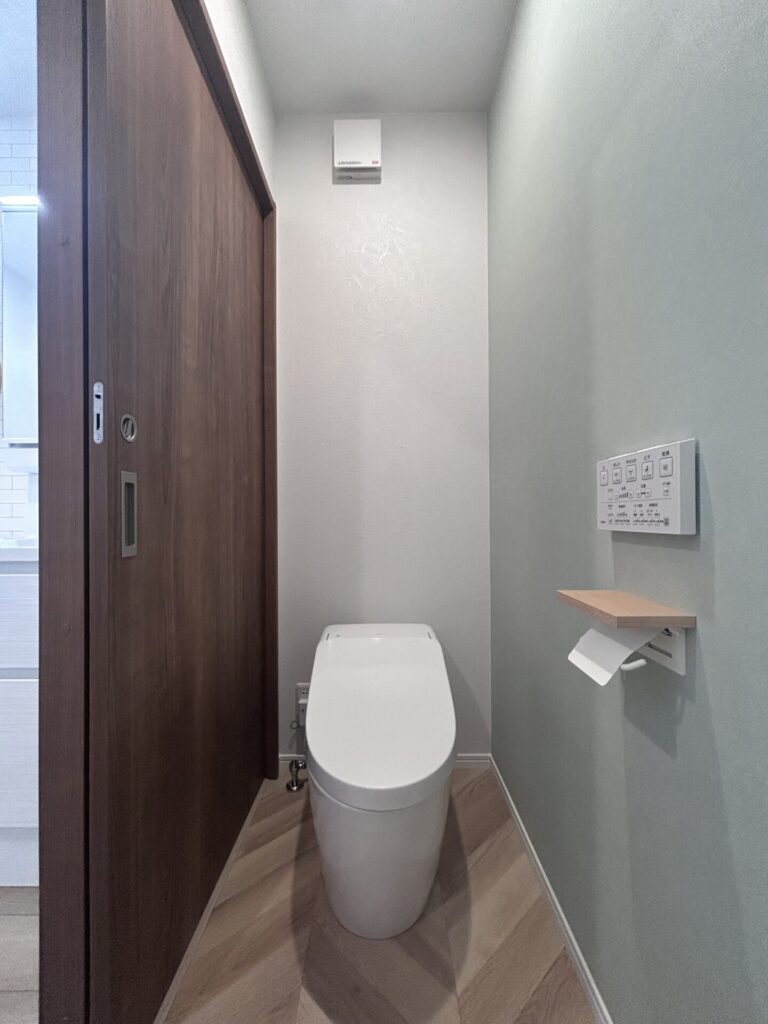 1階トイレ 1階トイレ