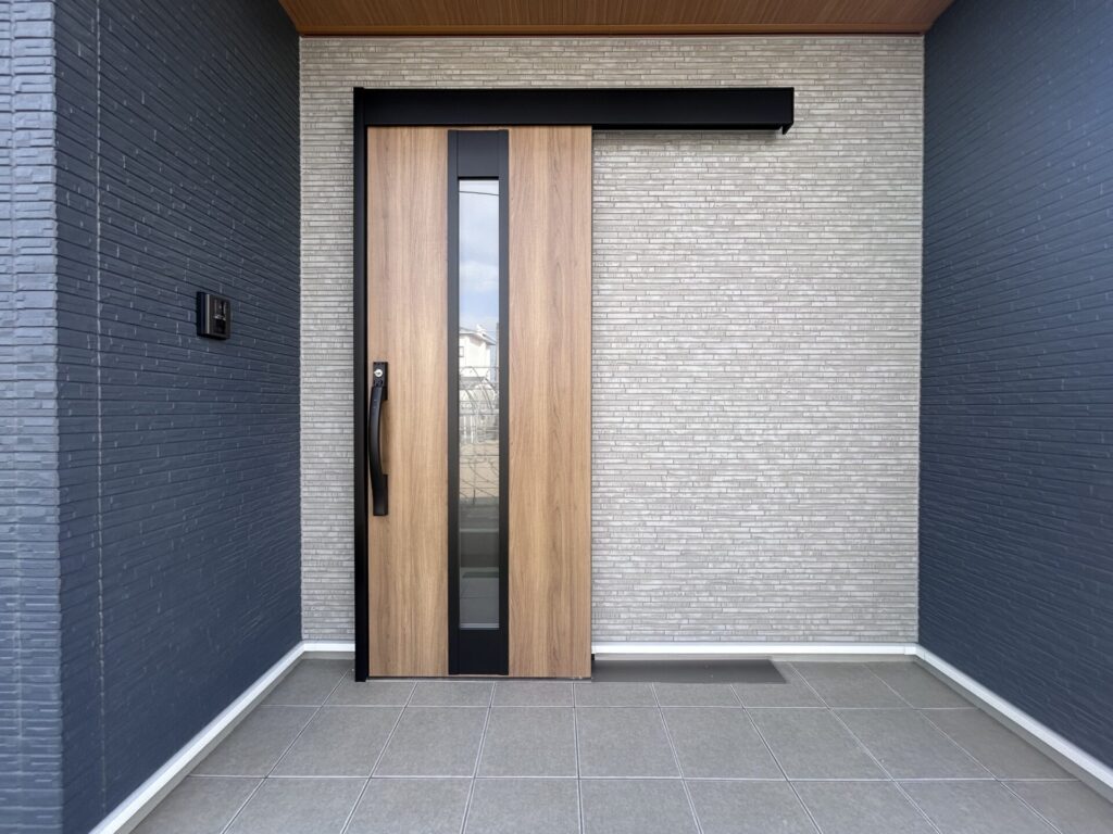 玄関ポーチ 玄関ポーチ