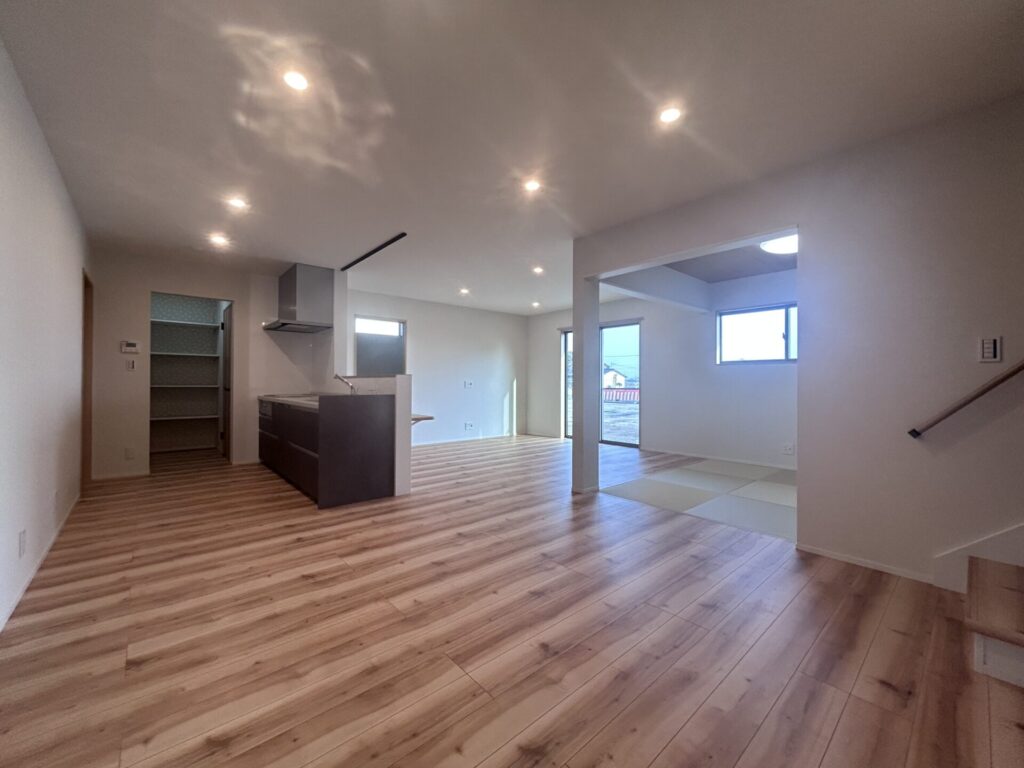 ダイニング ダイニング